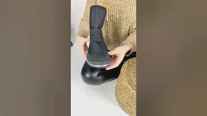 2926 Женские зимние сапоги дутики