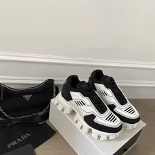 Кроссовки Prada Cloudbust Thunder чёрно-белые