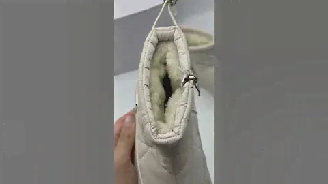Дутики Prada с мехом