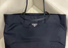Женская черная сумка из текстиля Prada Re Nylon